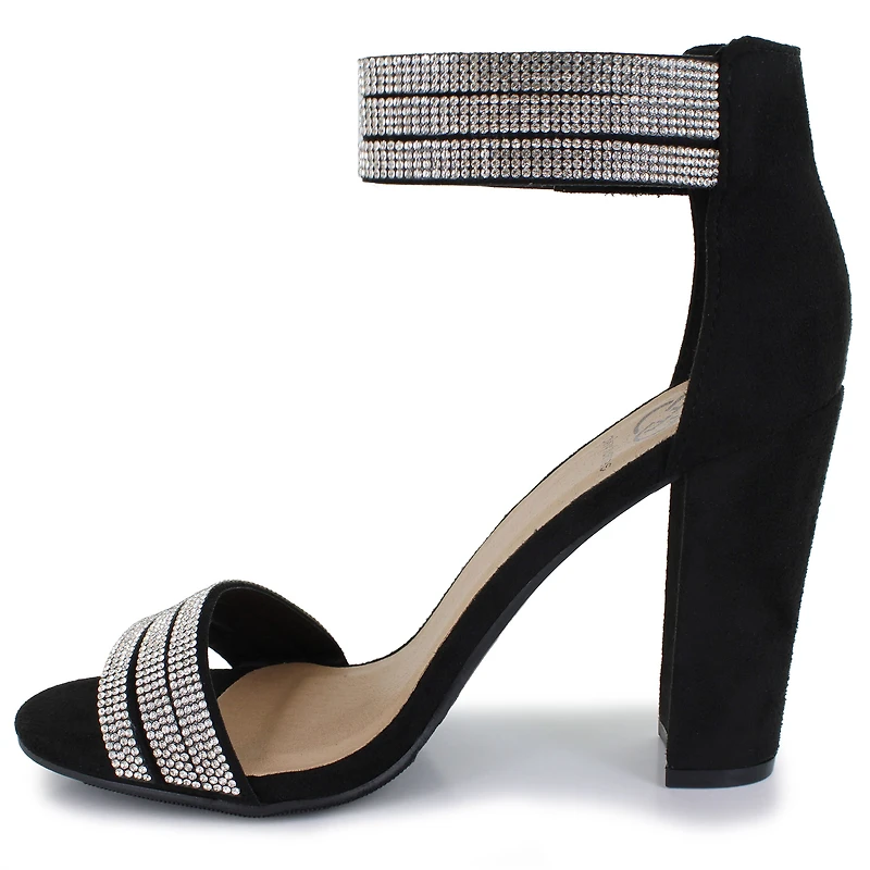 Daisy Fuentes Rowley