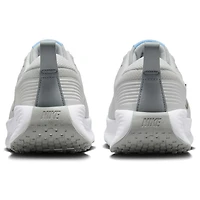 Nike Promina