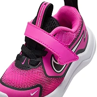 Nike Cosmic Runner