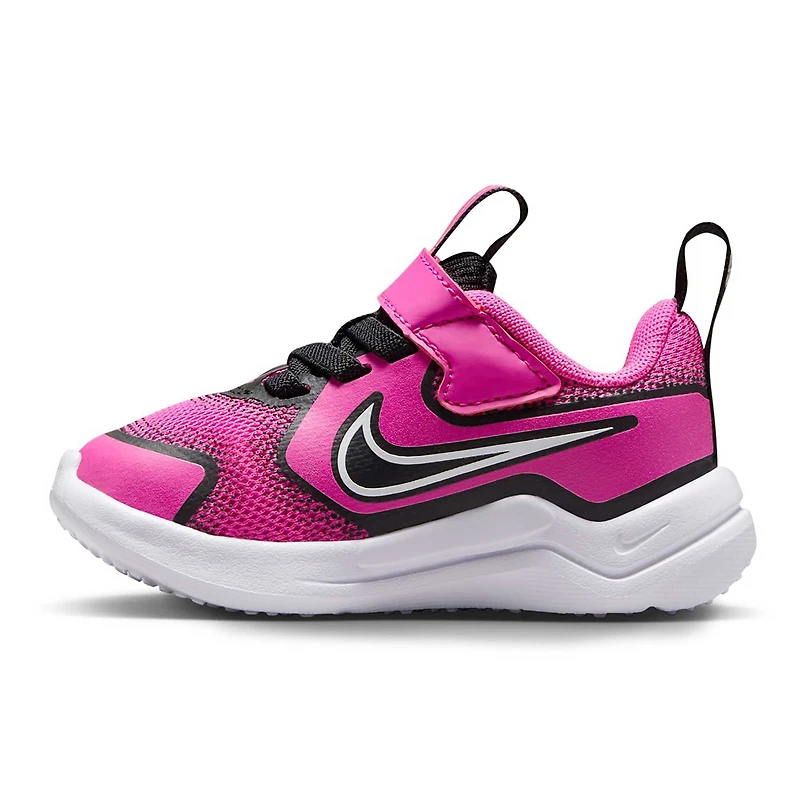 Nike Cosmic Runner
