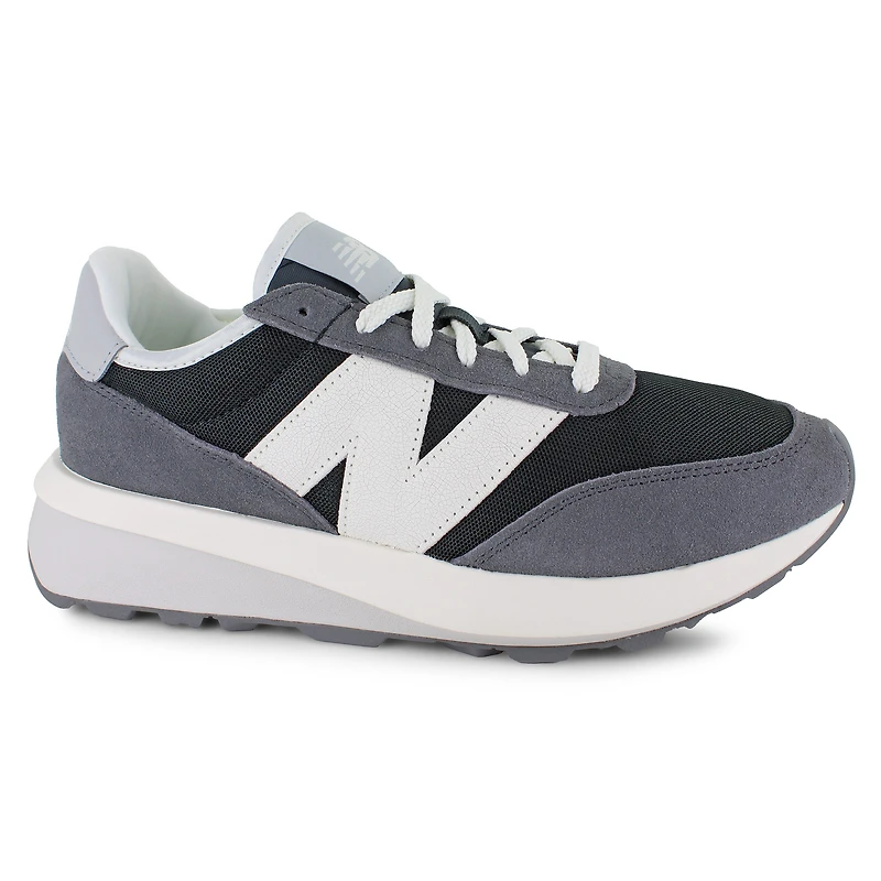 New Balance 370