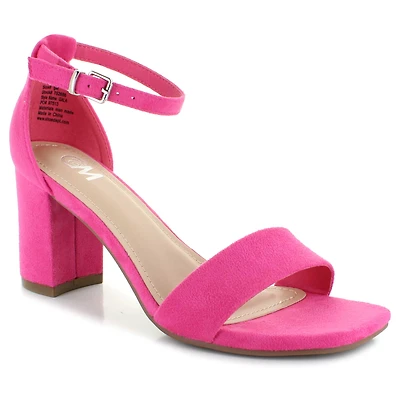 Chelsea Moreland Gala