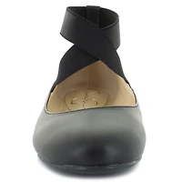 Jessica Simpson Bryssa