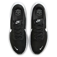 Nike Revolution 8