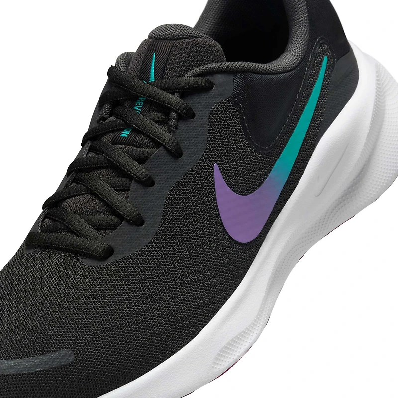 Nike Revolution 7