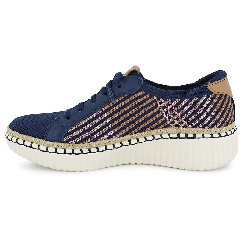 Skechers Wilshire Blvd - Breezy Stroll