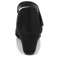 Daisy Fuentes Terrace