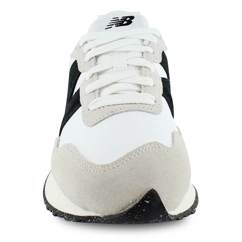 New Balance 237