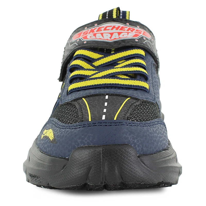 Skechers Garage