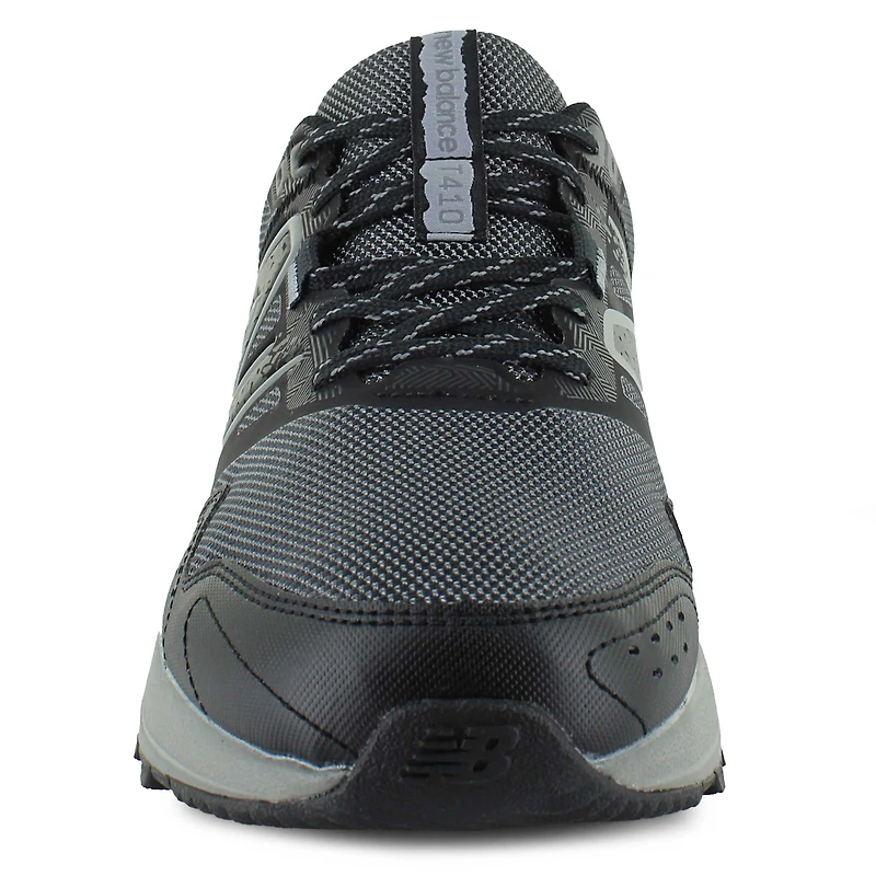 New Balance MT410 V8