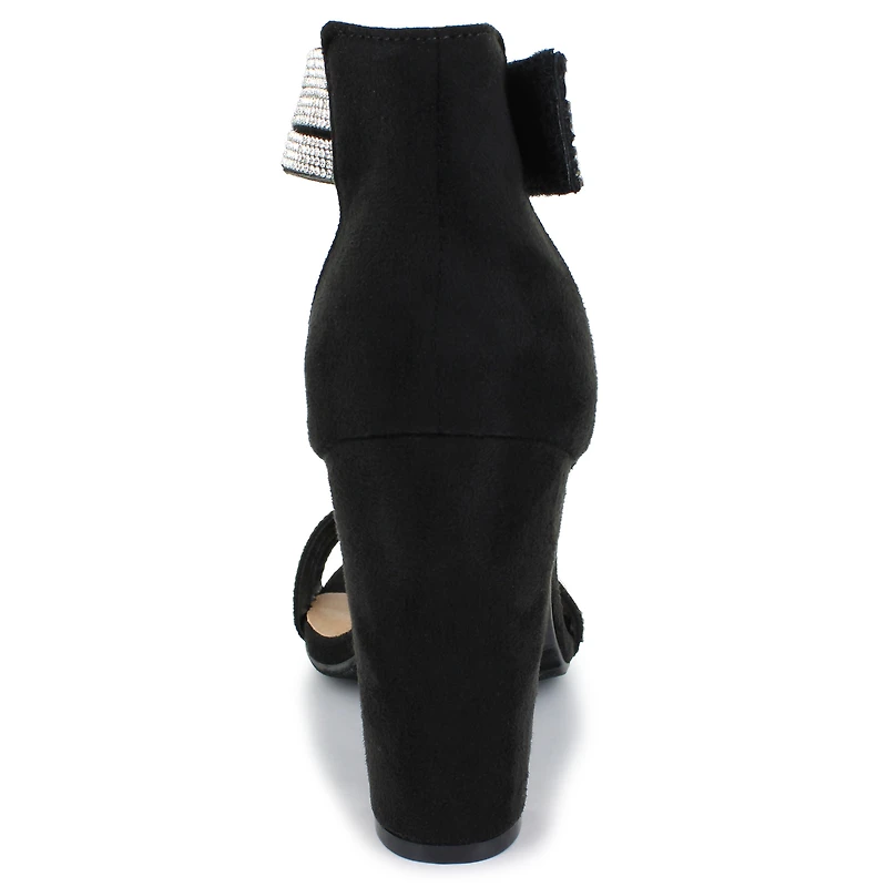 Daisy Fuentes Rowley