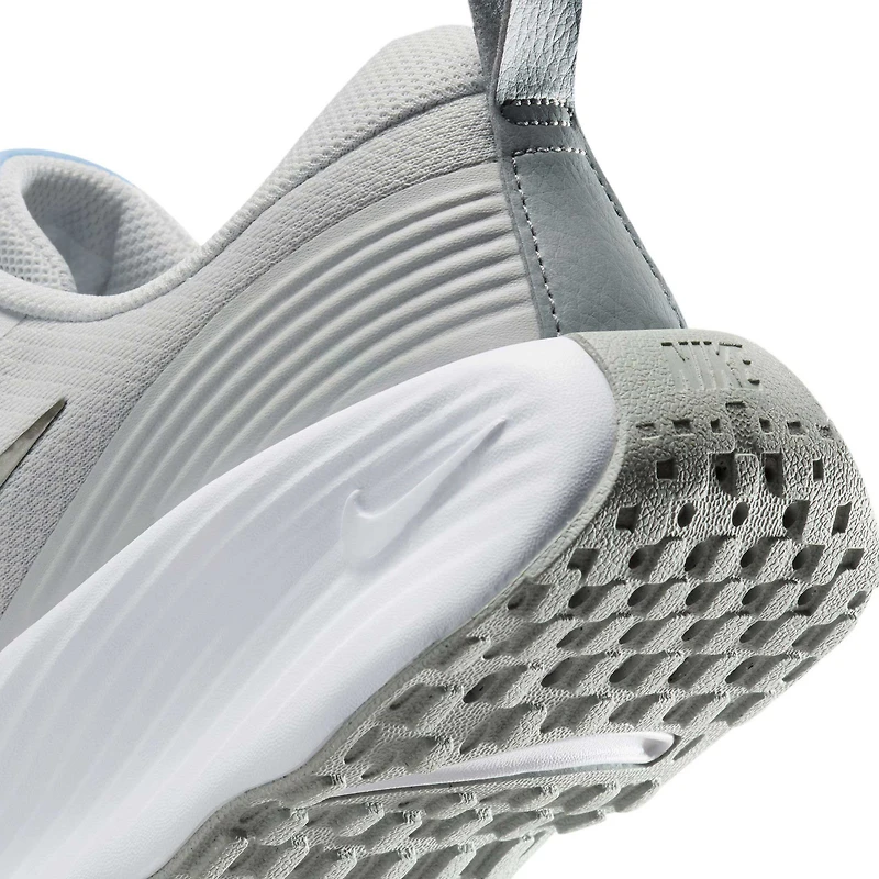 Nike Promina