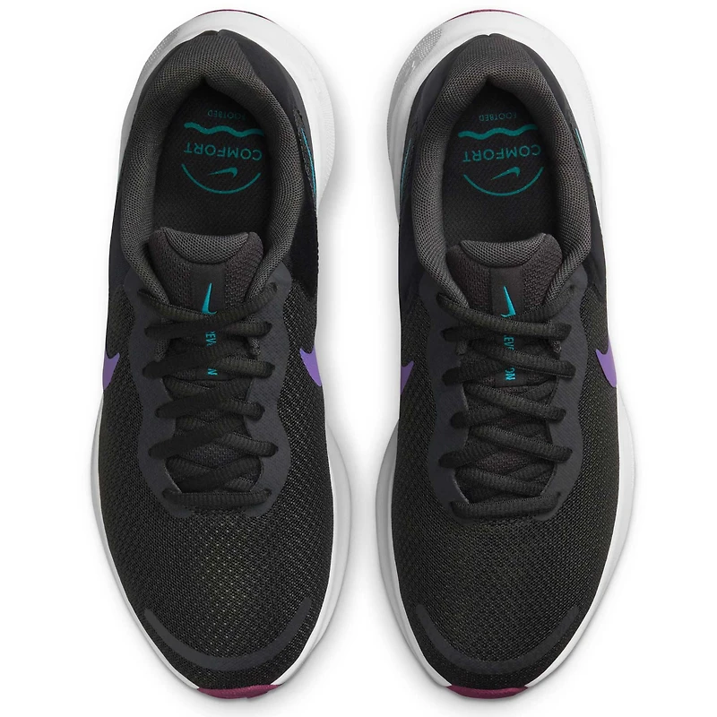 Nike Revolution 7