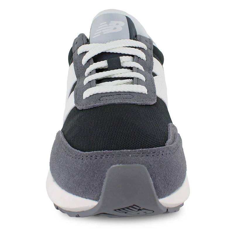 New Balance 370