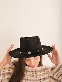 Molly Green | Women's Clothing Boutique Nashville & Online