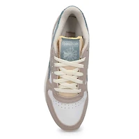 Women's Classic Leather Lace Up Sneaker - Moon/Moo