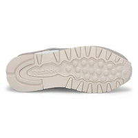 Women's Classic Leather Lace Up Sneaker - Moon/Moo