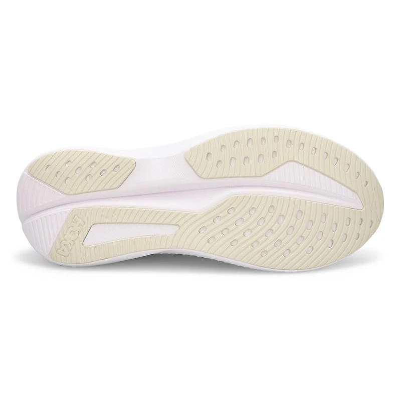 Women's Mach 6 LA Lace Up Performance Runner - Bla