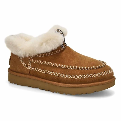 Women's  Classic Ultra Mini Alpine Boot - Chestnut