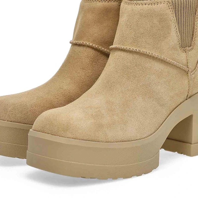 Women's Moxy Platform Chelsea Boot