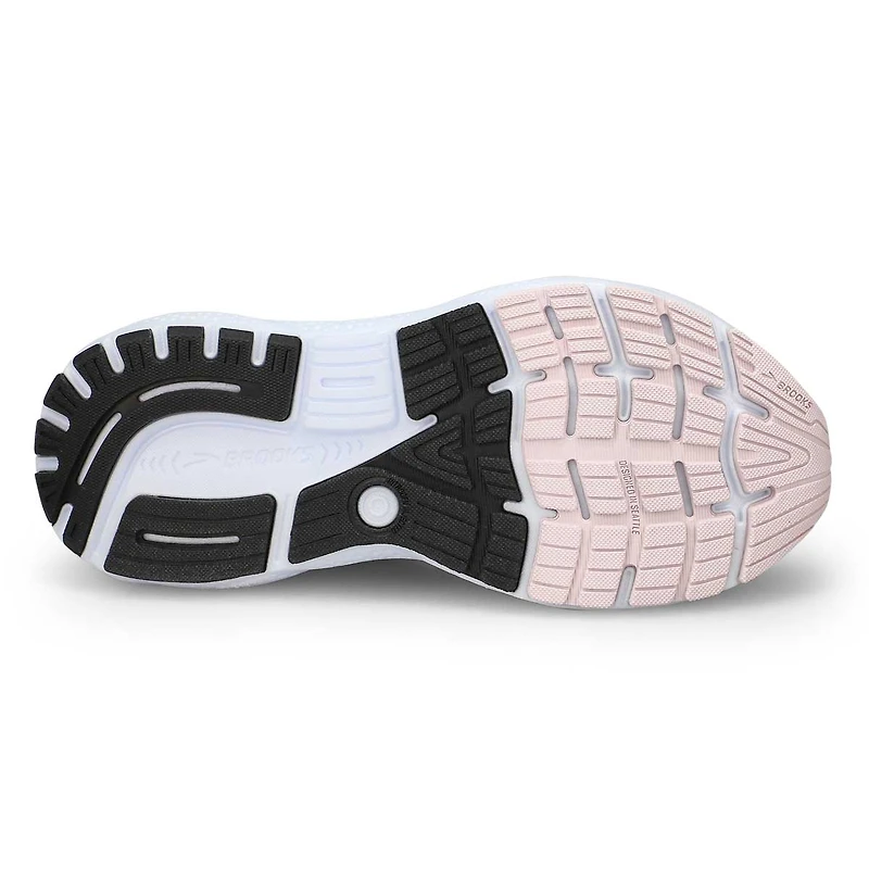 Women's Ghost 16 Lace Up Performance Runner