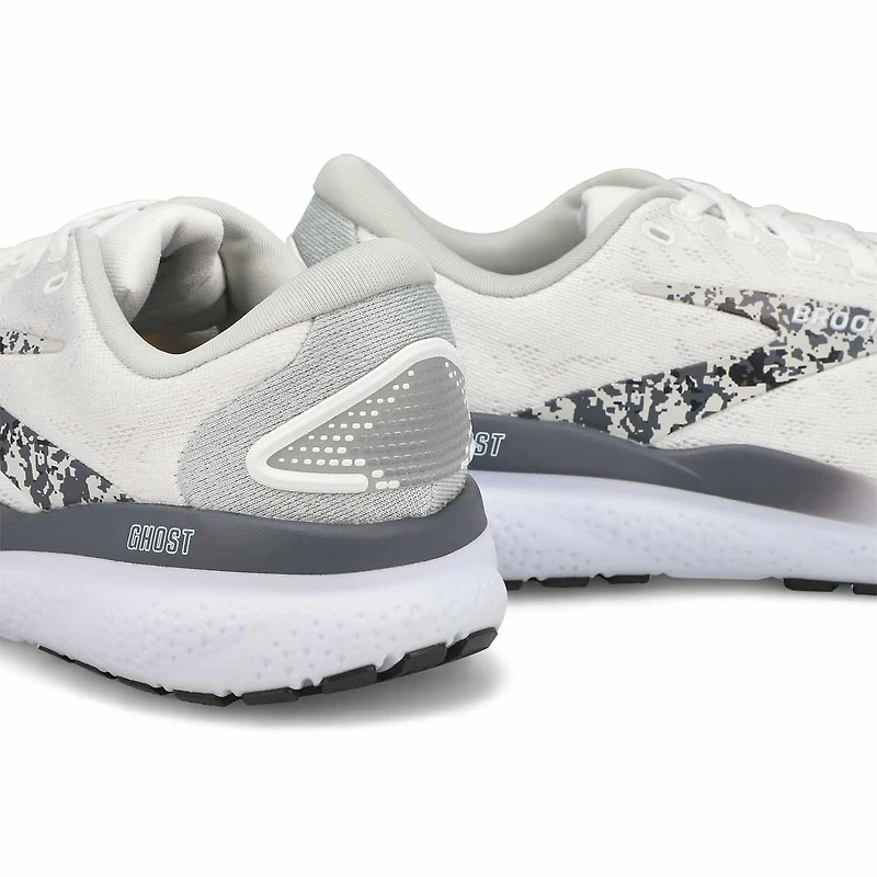 Women's Ghost 16 Lace Up Performance Runner