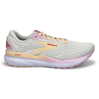 Women's Ghost 16 Lace Up Performance Runner