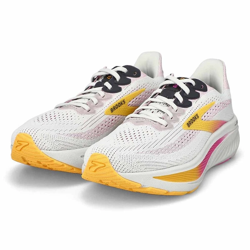 Women's Ghost 17 Lace Up Performance Sneaker