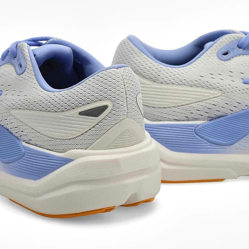 Women's Ghost Max 3 Lace Up Performance Sneaker