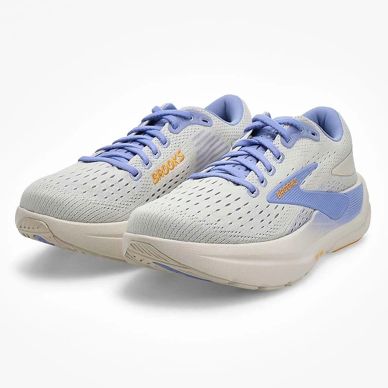 Women's Ghost Max 3 Lace Up Performance Sneaker