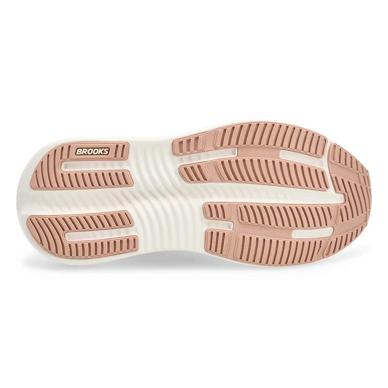 Women's Ghost Max 4 Lace Up Performance Sneaker