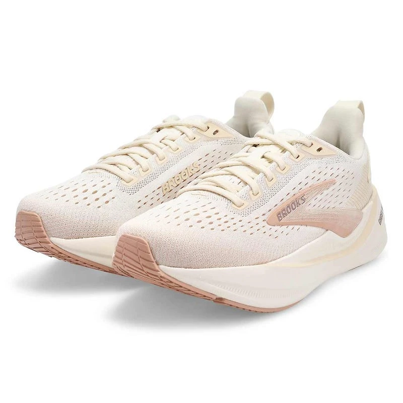 Women's Ghost Max 4 Lace Up Performance Sneaker