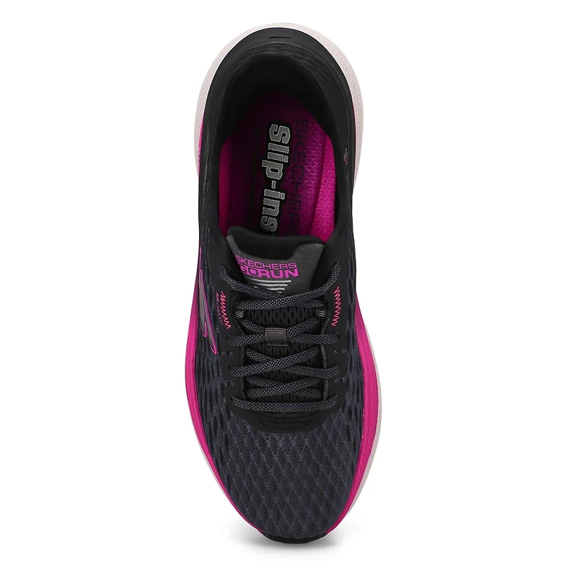 Women's Max Cushioning Pro Performance Sneaker