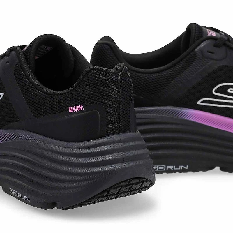 Women's Max Cushioning Endeavour Performance Sneak
