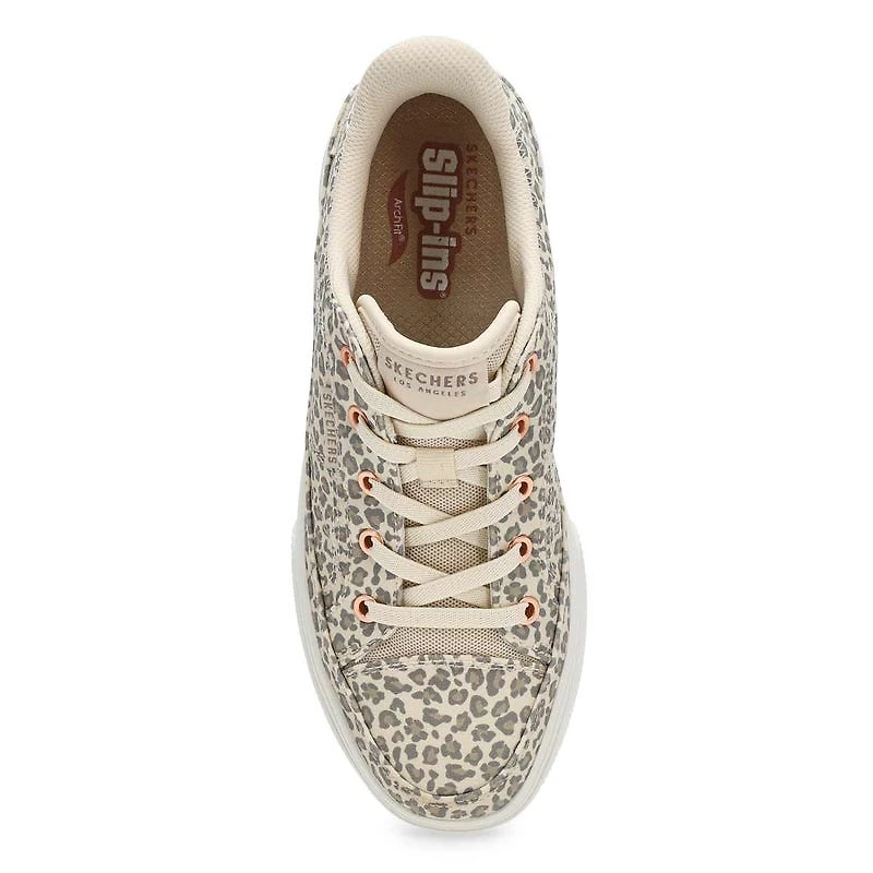 Women's Arch Fit Arcade Print Powa Canvas Sneaker