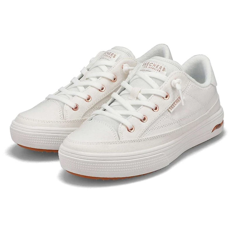 Women's Arch Fit Arcade Meet Ya There Sneaker