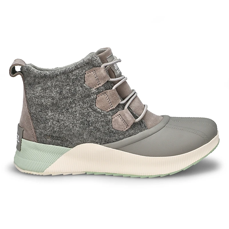 Women's Out'N About III Waterproof Boot