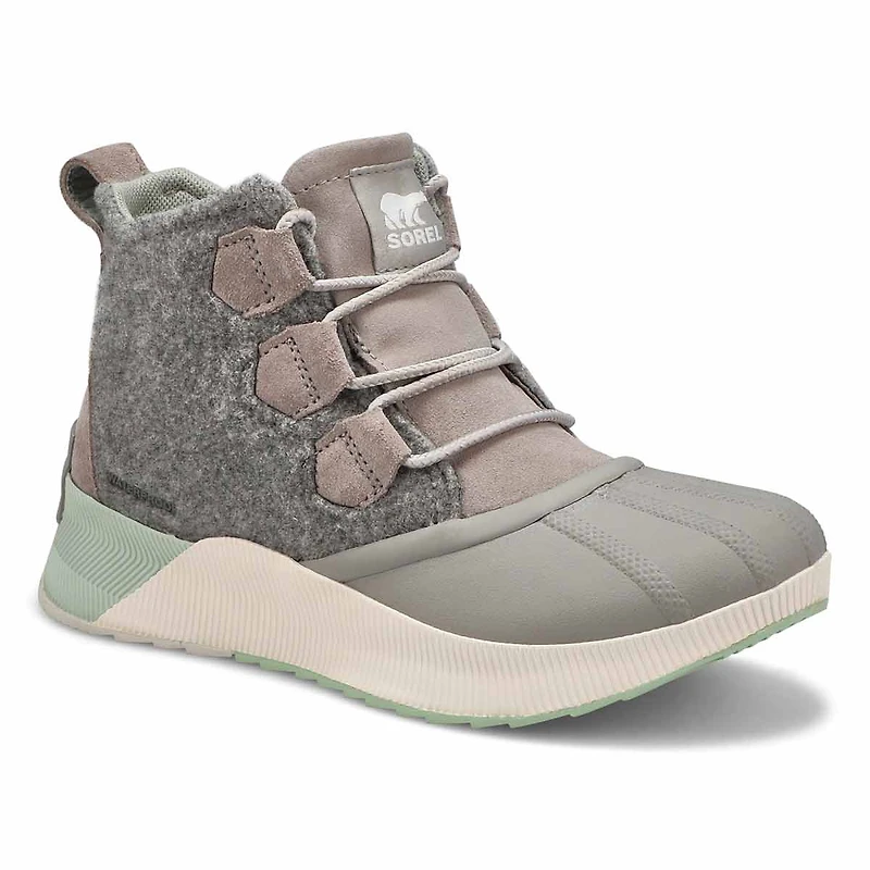 Women's Out'N About III Waterproof Boot