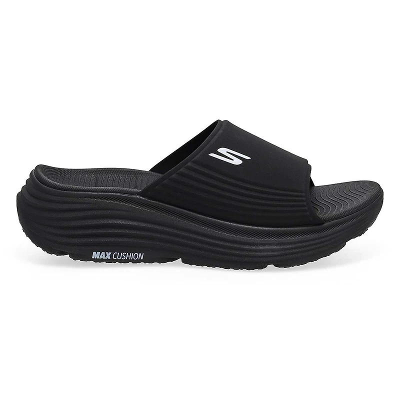 Men's Max Cushioning Endevor Sandal - Black