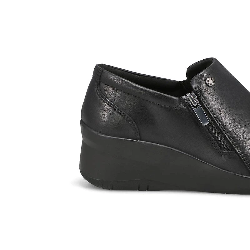 Women's Suttyn Zip Wedge Wide Casual Loafer - Blac