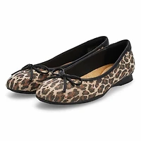 Women's Jazmynn Bow Ballet Shoe - Beige