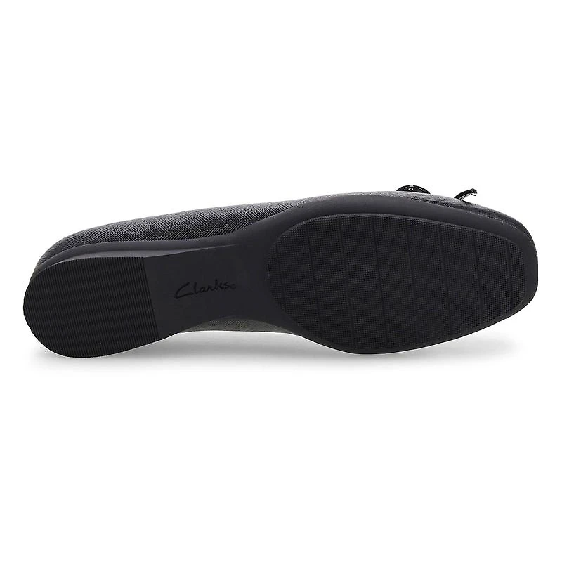 Women's Jazmynn Bow Ballet Shoe