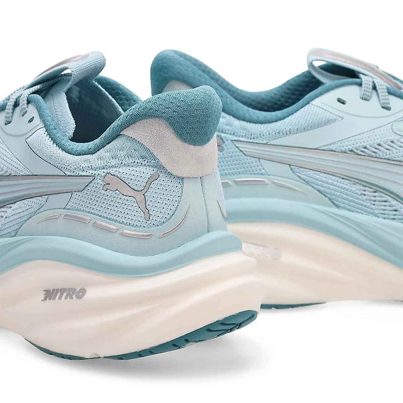 Women's Magnify 3 Performance Sneaker - Fresh Wate