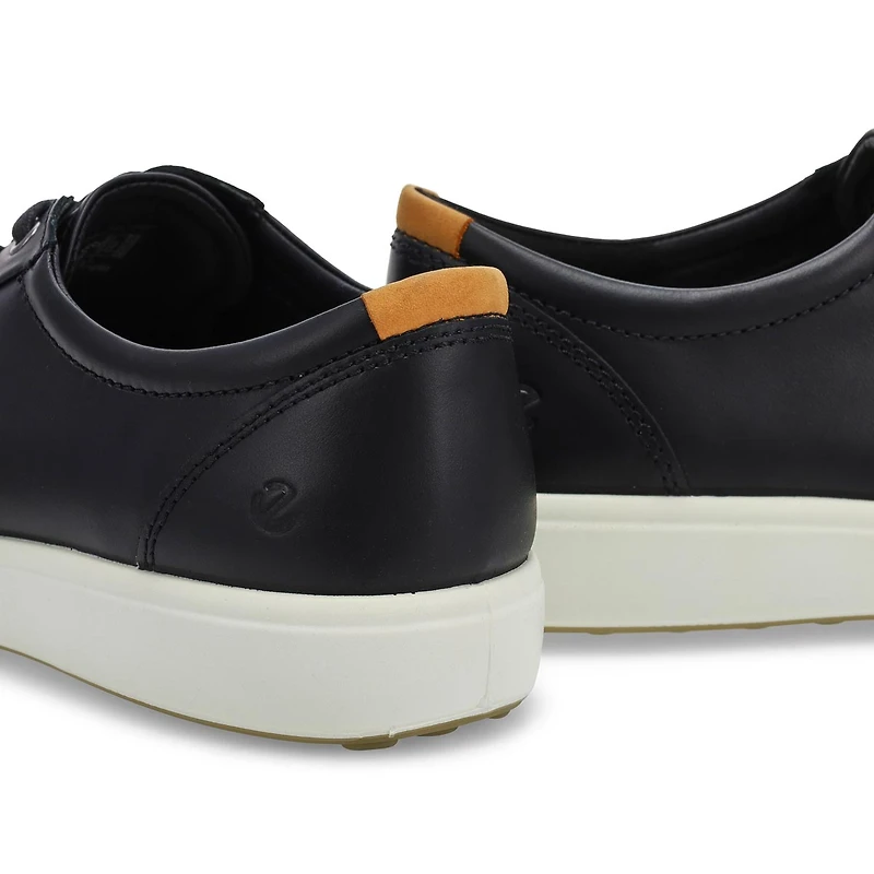 Men's Soft 7 Casual Lace Up Sneaker