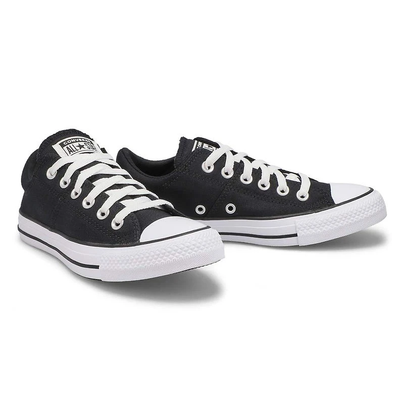 Women's Chuck Taylor All Star Madison Sneaker - Bl