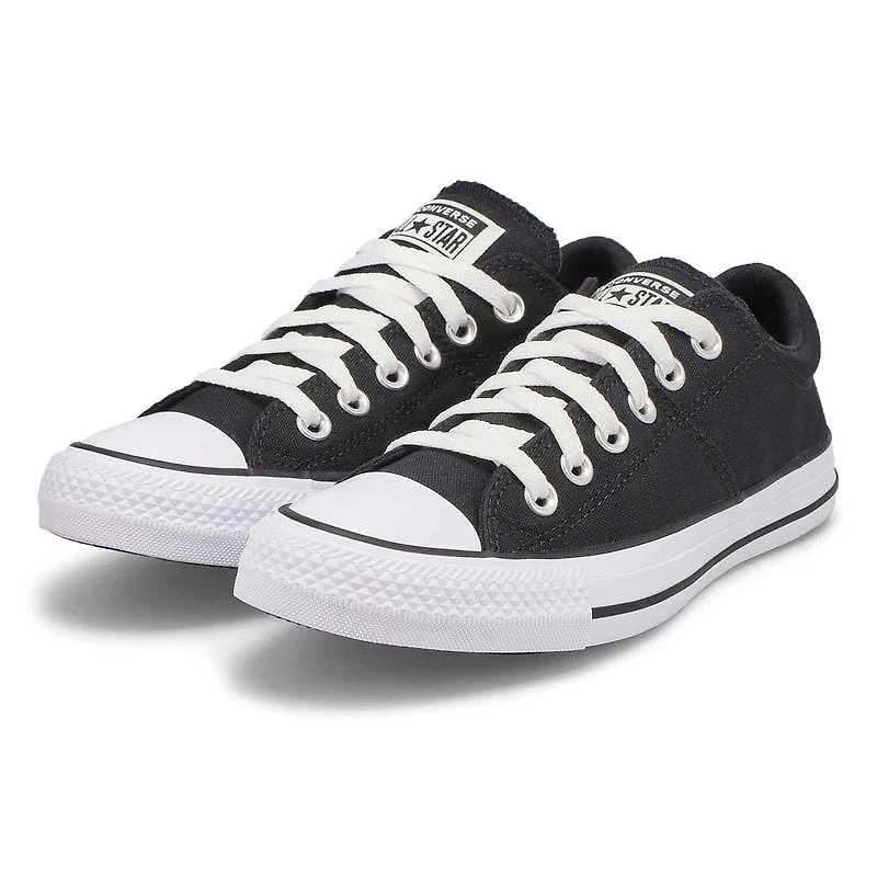 Women's Chuck Taylor All Star Madison Sneaker - Bl