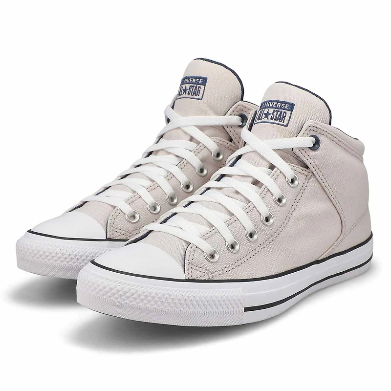 Men's Chuck Taylor All Star High Street Sneaker 