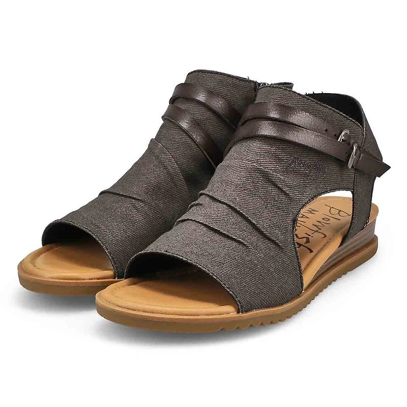 Women's Butterfly Casual Sandal - Washed Black Den