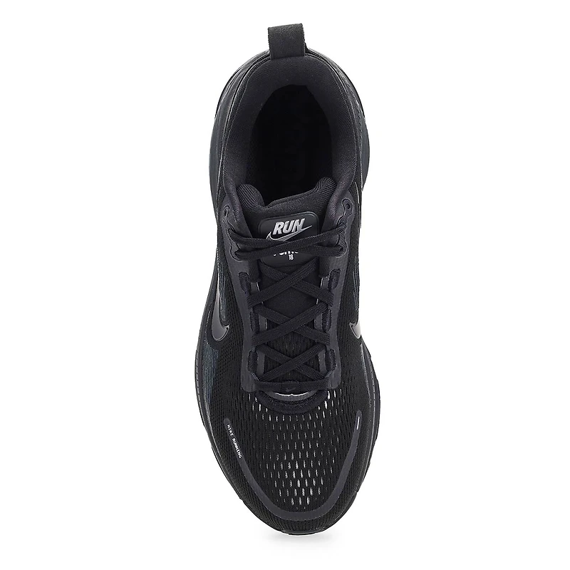 Men's Vomero 18 Performance Sneaker - Black/Dark S