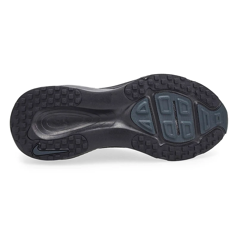 Men's Vomero 18 Performance Sneaker - Black/Dark S
